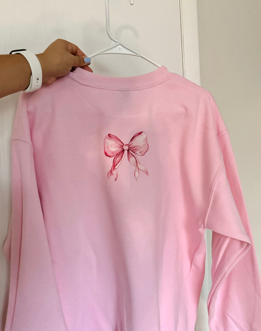 Love Like Jesus | Bow Sweatshirt - Apparel for God LLC