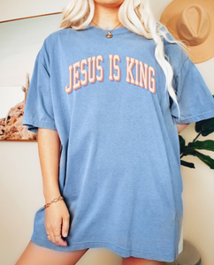Jesus is King | Comfort Colors T-shirt - Apparel for God LLC